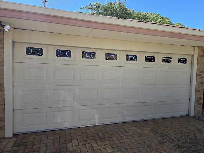 ABC Garage Doors Repairs in Bennett Springs
