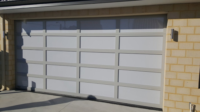 Perth Garage Doors Repairs in West Perth